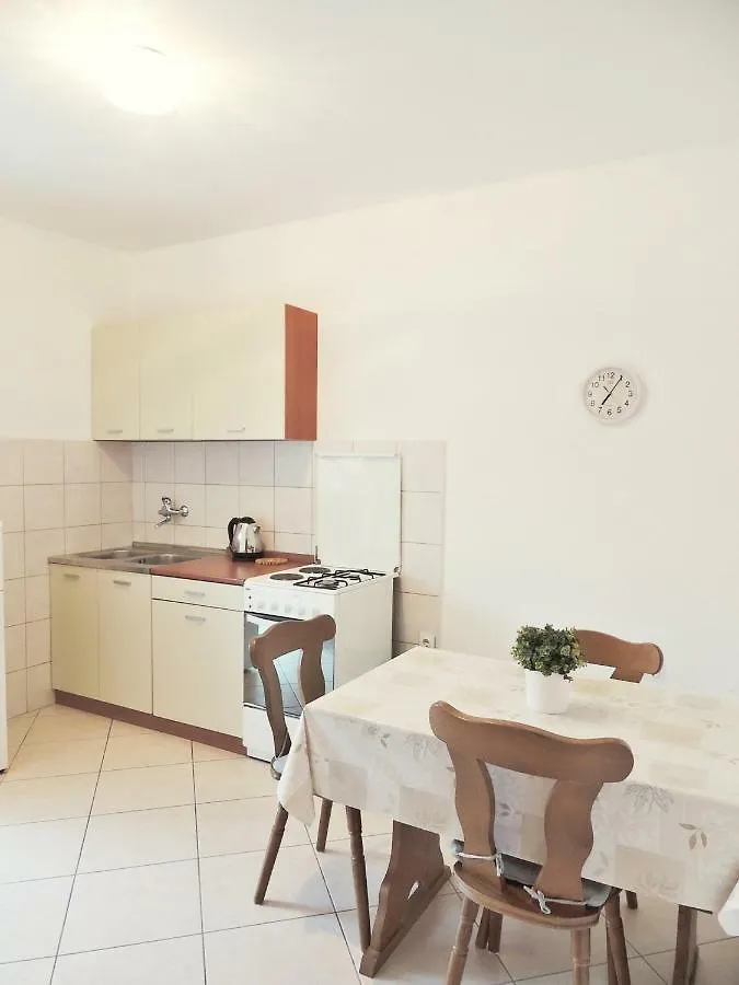 Apartments Jelena Pag Town